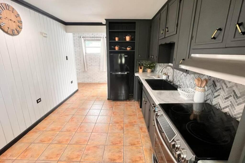 Small Rental For Couple Getaway Далтон Екстер'єр фото